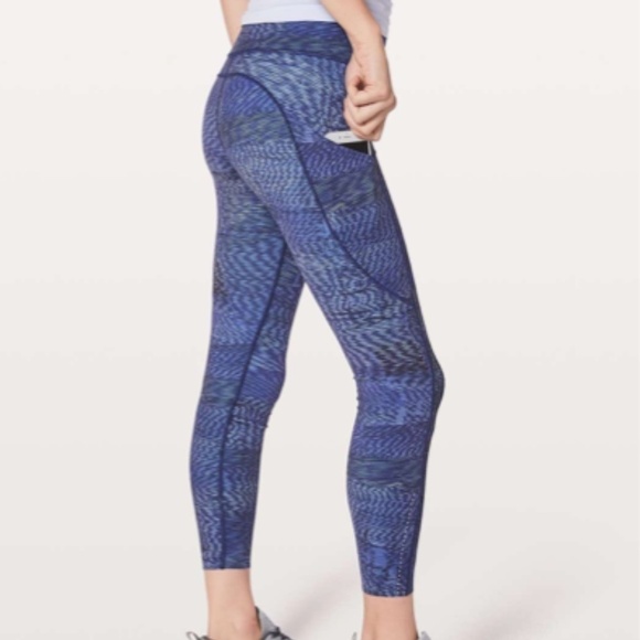 Lululemon Fast & Free Tight 25” Linear Flux Light - Picture 11 of 11